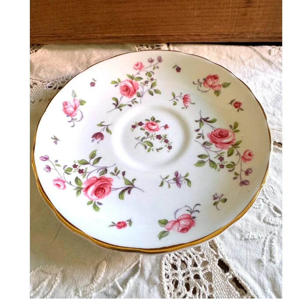 Royal Chelsea English Bone China Teacup Saucer Set Pink Rose Gold Trim 4377 A